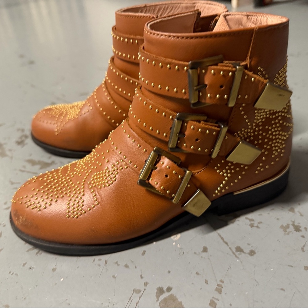 Chloe Kids Brown Boots with Gold Accents